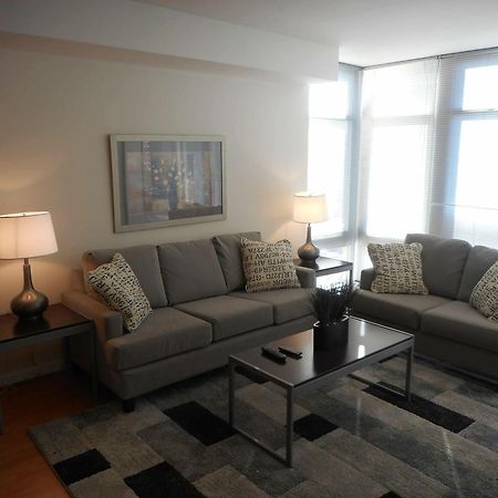 Weichert Suites At Wisconsin Place تشيفي تشيس المظهر الخارجي الصورة